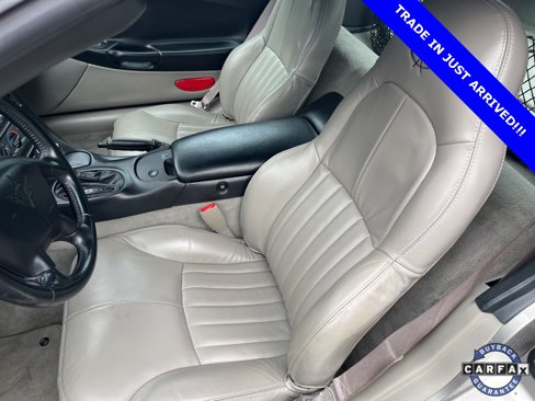 Used 2000 Chevrolet Corvette Coupe image 8