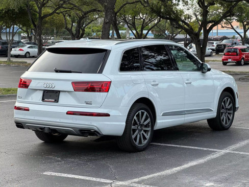 Used 2017 Audi Q7 3.0T Premium Plus w/ Premium Plus Package image 7
