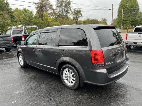 Used 2019 Dodge Grand Caravan SXT image 7