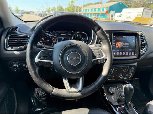 Certified 2021 Jeep Compass Limited image 15