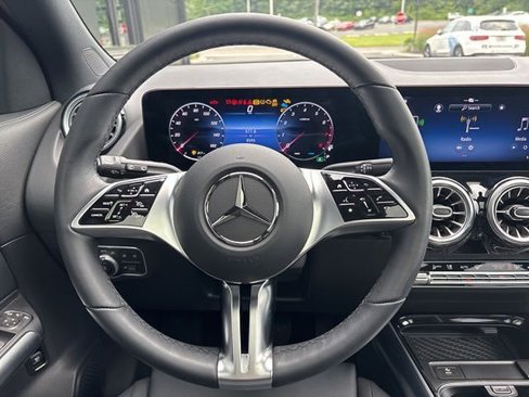 Used 2025 Mercedes-Benz GLA 250 4MATIC image 42