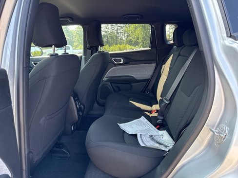 New 2025 Jeep Compass Sport image 10