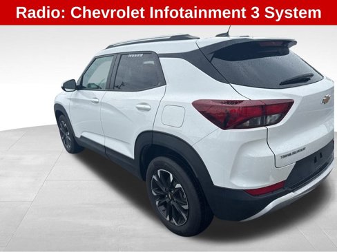 Used 2023 Chevrolet TrailBlazer LT w/ Convenience Package image 3