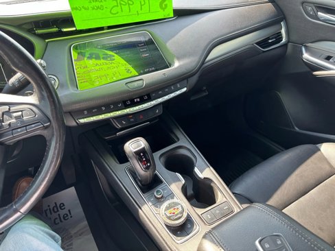 Used 2019 Cadillac XT4 Premium Luxury w/ Cold Weather Package image 6