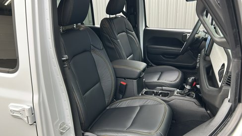 Used 2024 Jeep Wrangler Unlimited w/ Convenience Group image 33