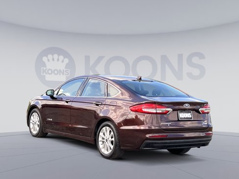 Used 2019 Ford Fusion SEL image 4