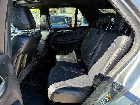Used 2018 Mercedes-Benz GLE 350 4MATIC w/ Premium 1 Package image 9