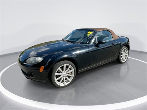 Used 2006 MAZDA MX-5 Miata Grand Touring image 1