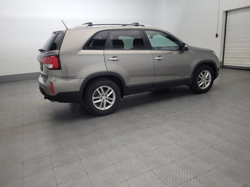 Used 2015 Kia Sorento LX image 10