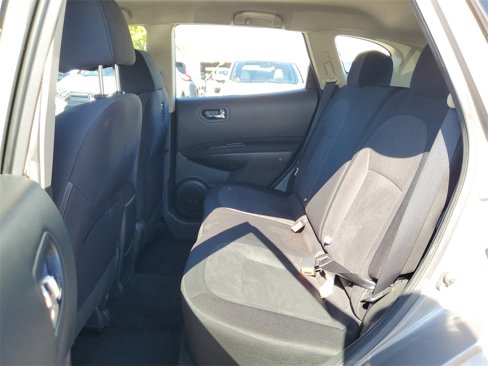Used 2013 Nissan Rogue S image 9