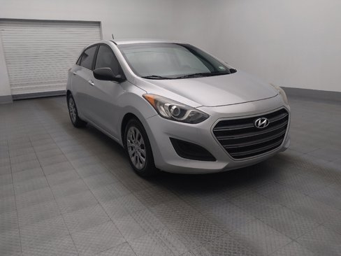 Used 2016 Hyundai Elantra GT image 13