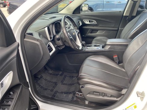 Used 2016 Chevrolet Equinox LTZ w/ Enhanced Convenience Package image 16