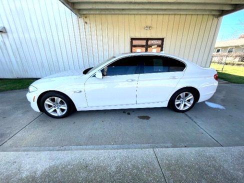 Used 2013 BMW 528i xDrive Sedan image 2