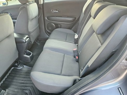 Used 2019 Honda HR-V LX image 10