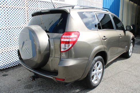 Used 2010 Toyota RAV4 Limited image 4
