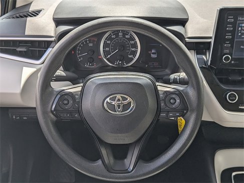 Used 2021 Toyota Corolla LE image 8