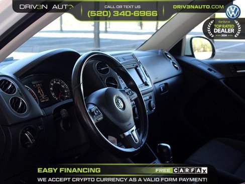 Used 2015 Volkswagen Tiguan S image 10
