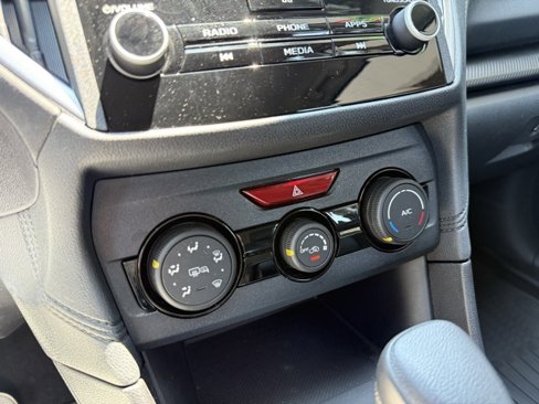 Used 2022 Subaru Impreza 2.0i Premium image 18