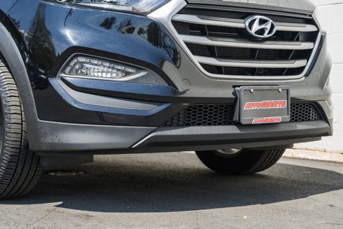 Used 2017 Hyundai Tucson SE image 16