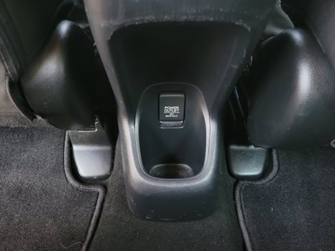 Used 2017 Honda HR-V LX image 11