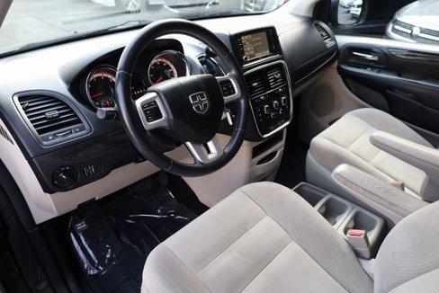 Used 2016 Dodge Grand Caravan SE w/ Quick Order Package 29E SE image 10