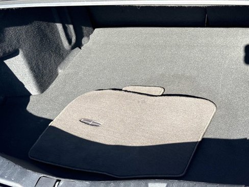Used 2018 Lincoln MKZ Reserve image 11