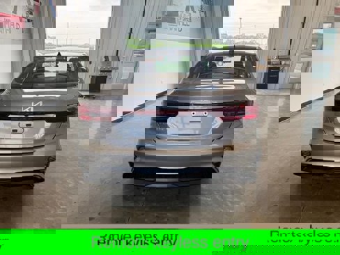 Used 2023 Kia Forte LXS image 4