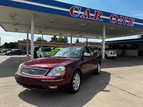 Used 2005 Ford Five Hundred Limited image 2