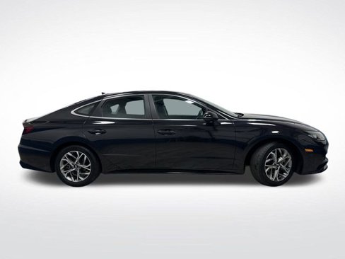 Used 2023 Hyundai Sonata SEL image 2