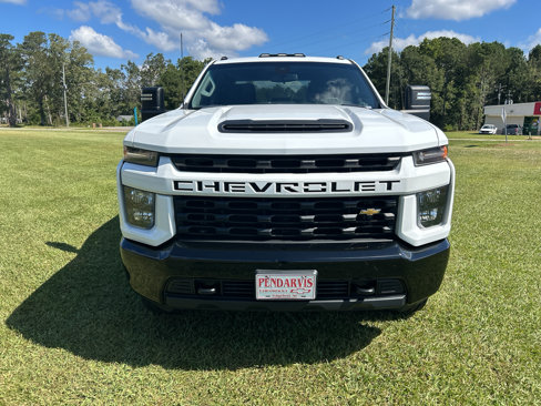 Used 2022 Chevrolet Silverado 2500 Custom w/ Custom Convenience Package image 3
