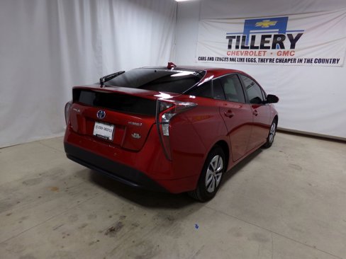 Used 2018 Toyota Prius Two image 6