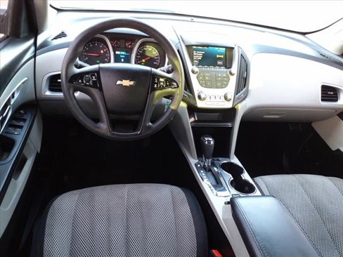 Used 2017 Chevrolet Equinox LS image 11