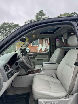 Used 2012 Chevrolet Tahoe LTZ image 9