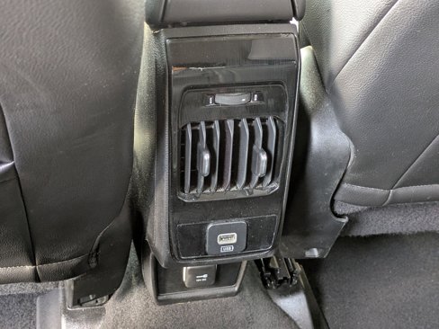 Used 2023 Jeep Compass Limited image 29