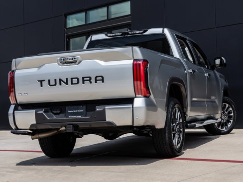 Used 2023 Toyota Tundra Limited image 8