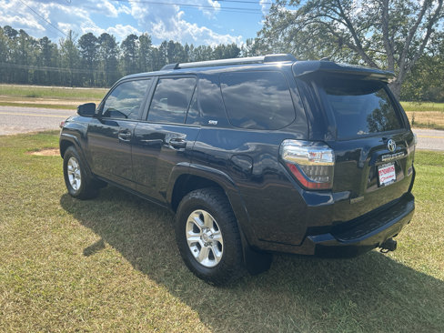 Used 2021 Toyota 4Runner SR5 image 11