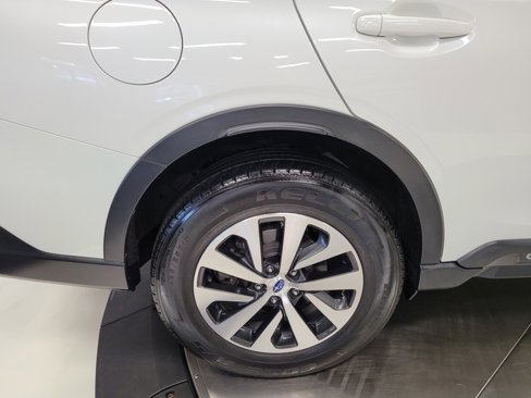Used 2020 Subaru Outback 2.5i image 39