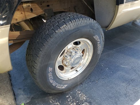 Used 2000 Ford F250 Lariat image 10