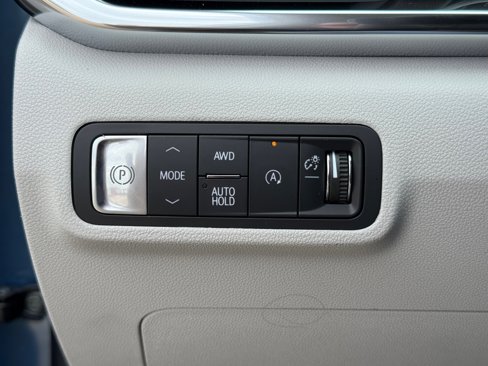 New 2026 GMC Terrain Denali w/ LPO, Floor Liner Package image 17