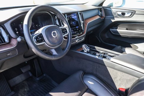 Used 2023 Volvo XC60 B5 Ultimate w/ Climate Package image 18