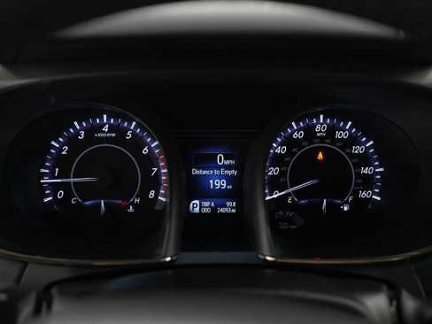 Used 2017 Toyota Avalon XLE Premium image 22