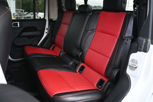 Used 2020 Jeep Gladiator Overland image 10