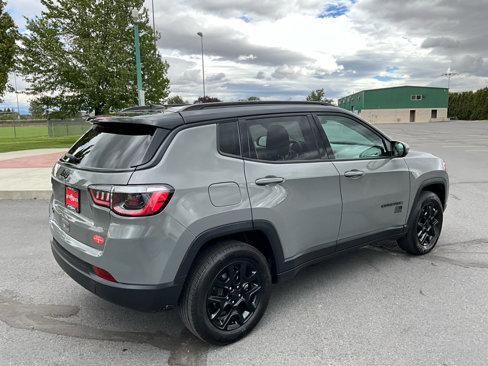 Used 2021 Jeep Compass Sport image 4