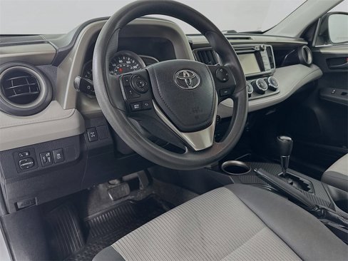 Used 2015 Toyota RAV4 LE image 14