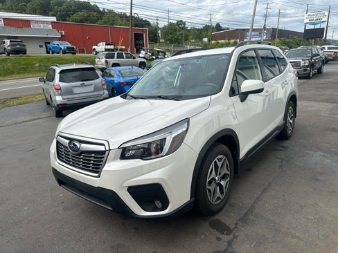 Used 2018 Subaru Forester 2.5i Premium w/ All-Weather Package image 1