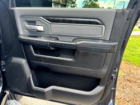 Used 2019 RAM 2500 Big Horn image 38