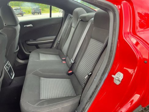 Used 2023 Dodge Charger SXT image 28