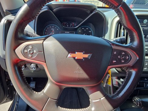 Used 2017 Chevrolet Colorado Z71 image 17