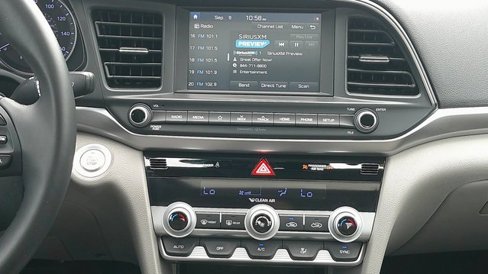 Used 2020 Hyundai Elantra Value Edition image 13