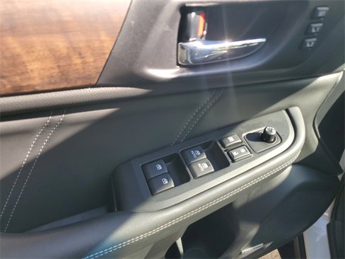 Used 2019 Subaru Outback 2.5i Limited image 19
